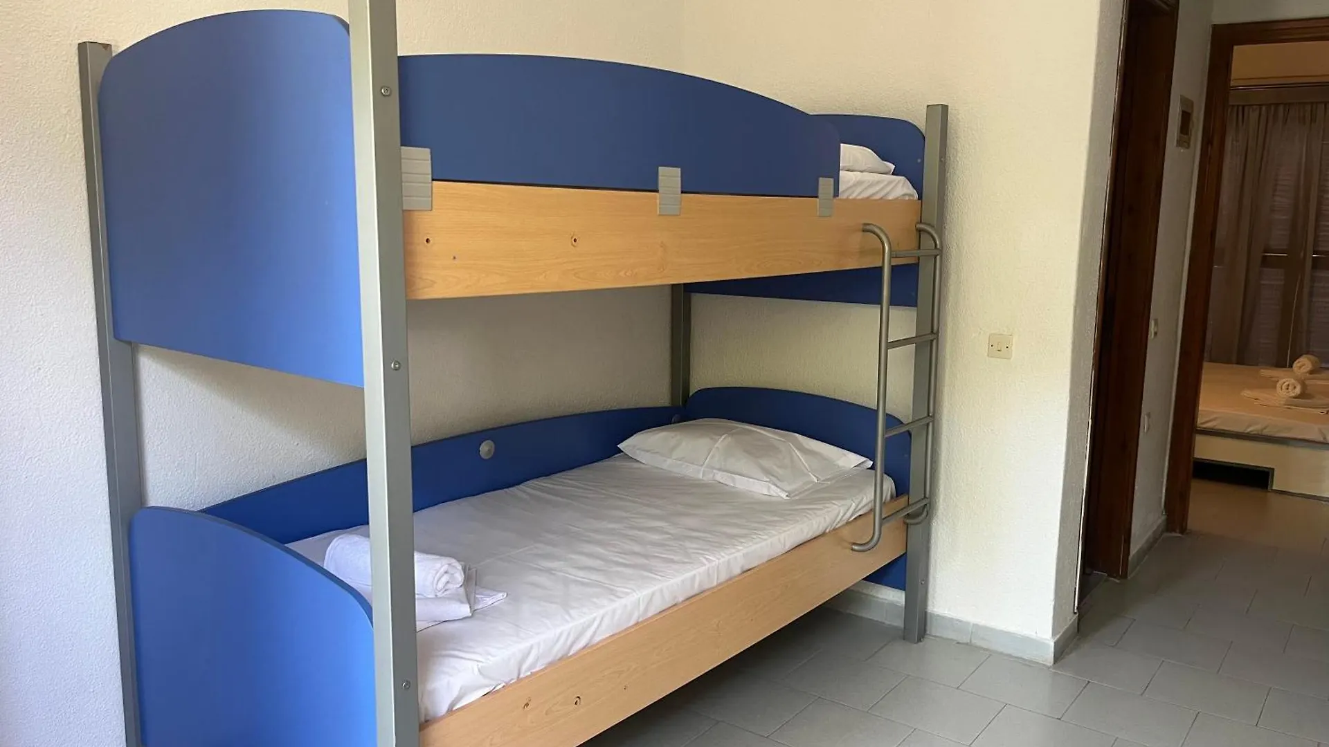 Aparthotel Sirtaki-Siviri Apartments